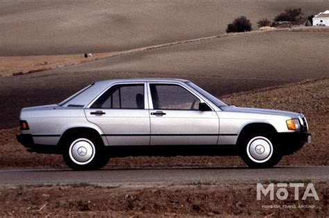 Mercedes 2019 Eke 25000 EUR に対する画像結果