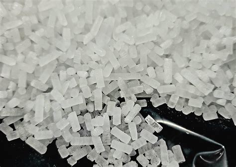 Bildergebnis für Dry-Ice Pellets in a Glass Teapot with Infuser