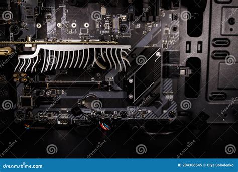Inside Computer System に対する画像結果