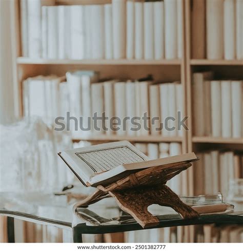 Bildergebnis für Islamic Library People