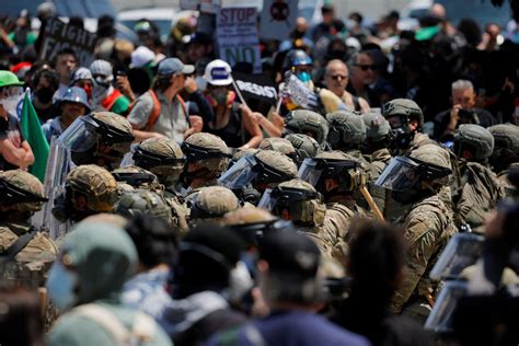 Guard for Toyota Matrix に対する画像結果