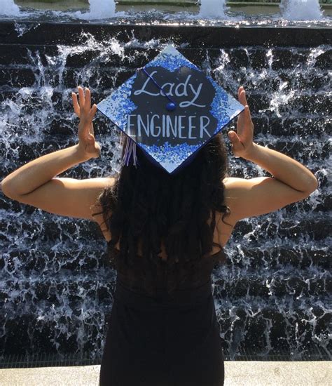 Engineering Graduation Cap Ideas に対する画像結果