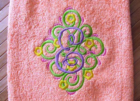 Toradh íomhá ar Embroidery Monogram Thread Drawing