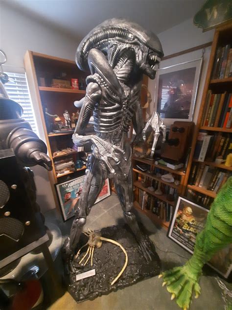 Alien Xenomorph Costume に対する画像結果
