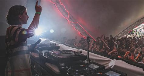 Image result for Le Java