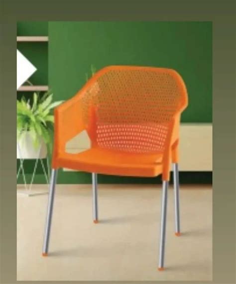 PVC Chair に対する画像結果