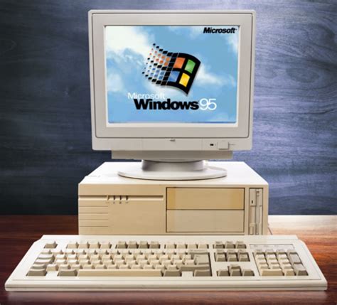 Afbeeldingsresultaten voor First Desktop Computer Black