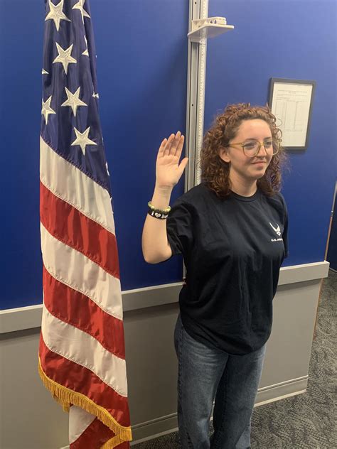 Afbeeldingsresultaten voor Delayed Entry Program USAF Patch