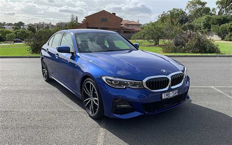 BMW 330I Review に対する画像結果