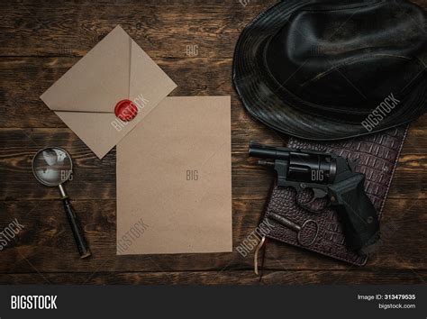 Papercraft Revolver に対する画像結果