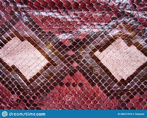 Toradh íomhá ar Red Python Skin