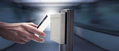 Computer Access Control Badge に対する画像結果