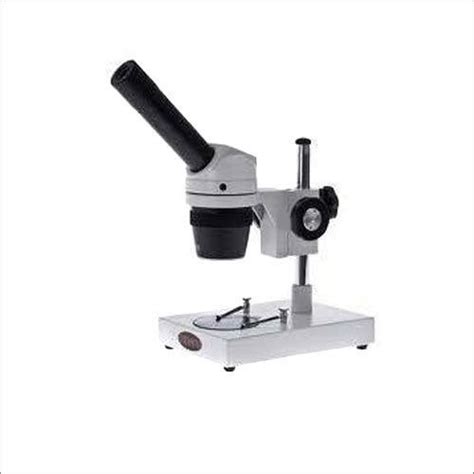 Toradh íomhá ar Solar Projection Microscope