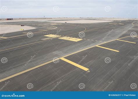 Basco Airport Runway Aerial View に対する画像結果