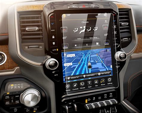 U Connect 12-Inch Screen に対する画像結果