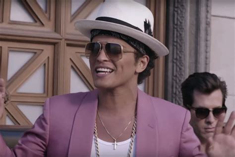 Toradh íomhá ar Uptown Funk Song Code