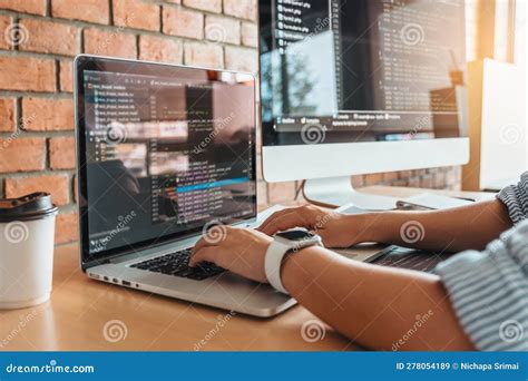 Afbeeldingsresultaten voor Computer Coding Photo 192Px