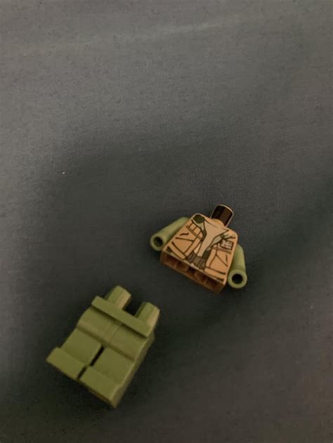 Toradh íomhá ar Predator LEGO Minifig