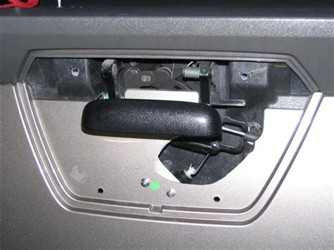 Toradh íomhá ar Avalanche Tailgate Lock