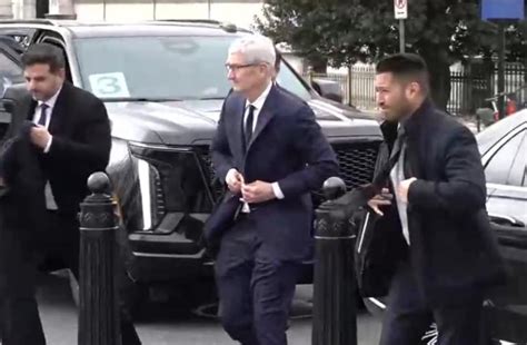 Bildergebnis für Tim Cook Maison