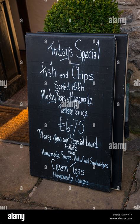 Handwritten Menu Signage に対する画像結果