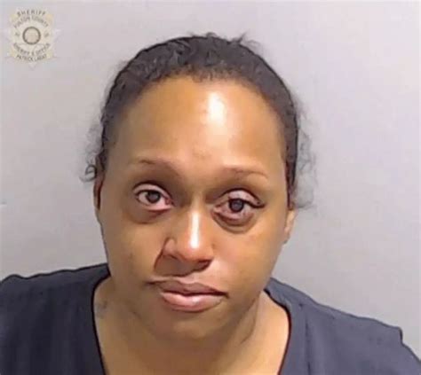 Afbeeldingsresultaten voor Prison Cell Shakedown