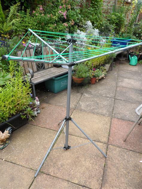 Rotary Clothes Line Heavy Concrete Base に対する画像結果