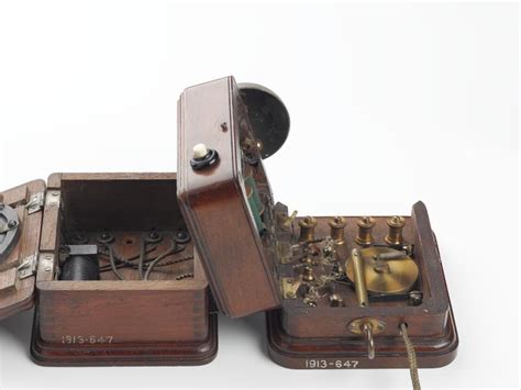 Reproduction Blake Transmitter Box కోసం చిత్ర ఫలితం