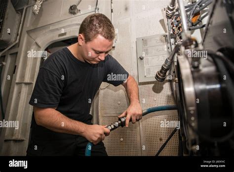 Résultat d’images pour Aircraft Engine Component Test Stand