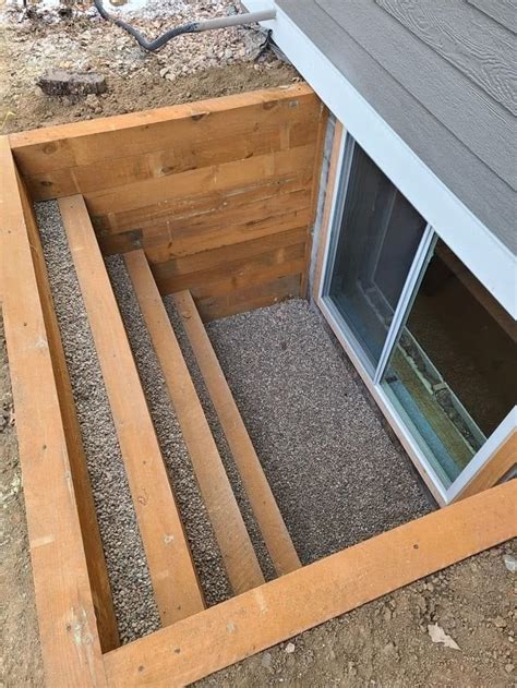 Egress Window Well Extensions に対する画像結果