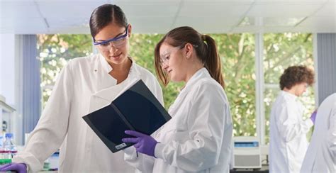 Toradh íomhá ar Unity Lab Services Logo