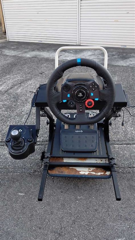 Logitech Driving Setup に対する画像結果