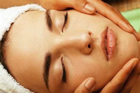 Sculptural Face Lifting | Facial Skin Treatments at JEMIOR
