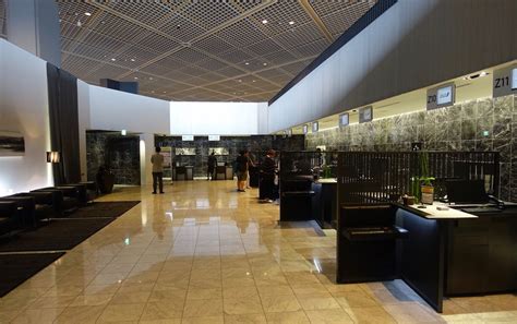 Ana First Class Lounge Narita に対する画像結果