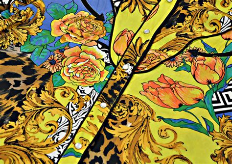 Afbeeldingsresultaten voor Versace Round Pattern