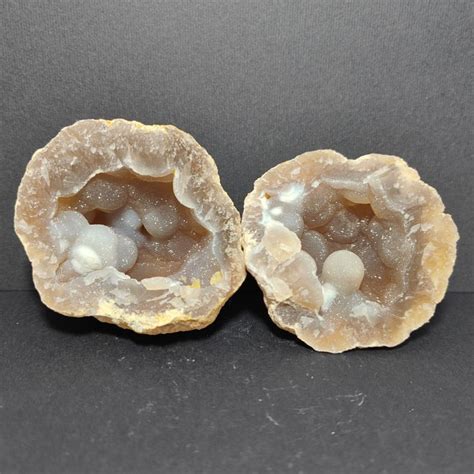 Afbeeldingsresultaten voor Geode Shapes