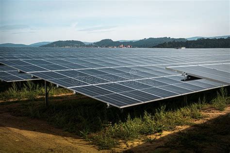 Toradh íomhá ar Power Plant PV Array