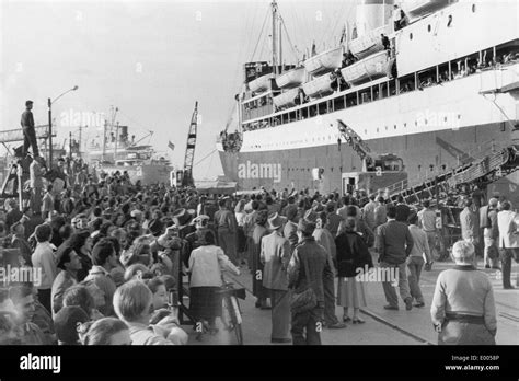 Image result for Alien Passenger Ship