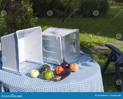 Afbeeldingsresultaten voor Plastic Fridge Containers