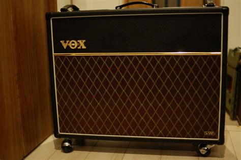 Universal Audio Ox Vox AC30 に対する画像結果