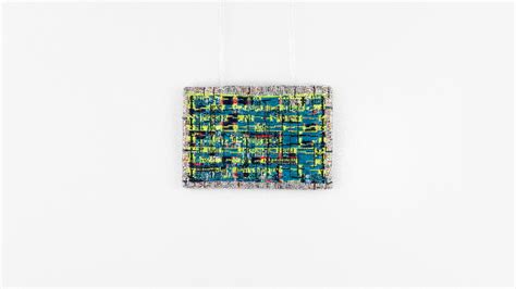 Toradh íomhá ar Microchip Drawing Colored