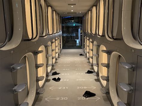 Sleeping Tokyo Capsule に対する画像結果