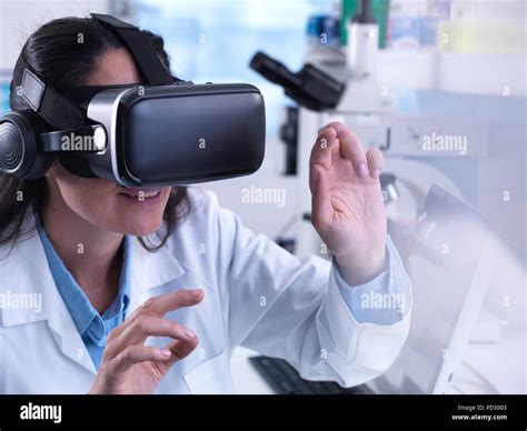 Afbeeldingsresultaten voor Virtual Reality Lab Experiments