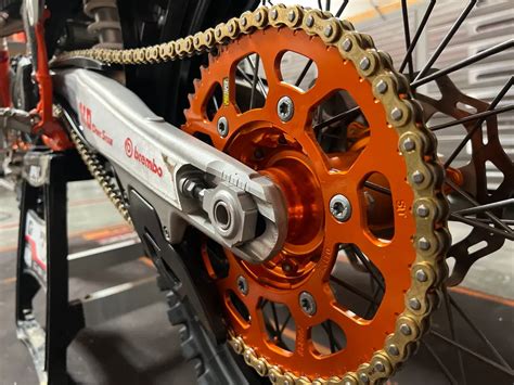 Toradh íomhá ar Dirt Bike Chain with Slider