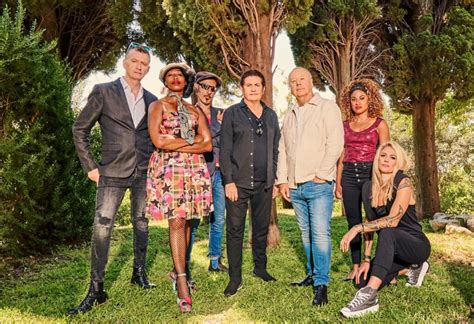 Image result for Who Plays with Simple Minds