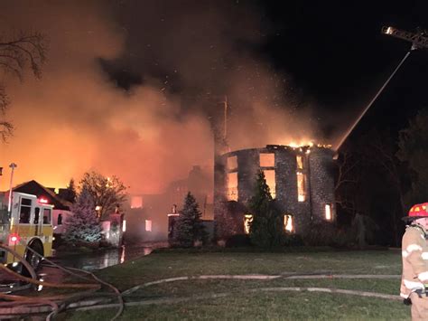 Afbeeldingsresultaten voor Christmas Tree Fire in Annapolis MD