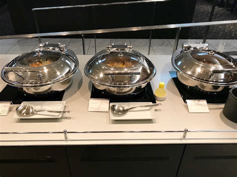 Ana First Class Lounge Narita に対する画像結果