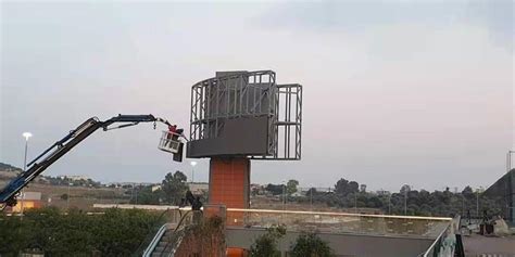 Afbeeldingsresultaten voor LED Screen Steel Frame