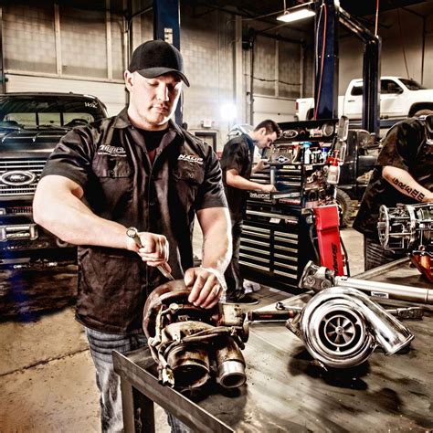 Powertrain Components Logo に対する画像結果