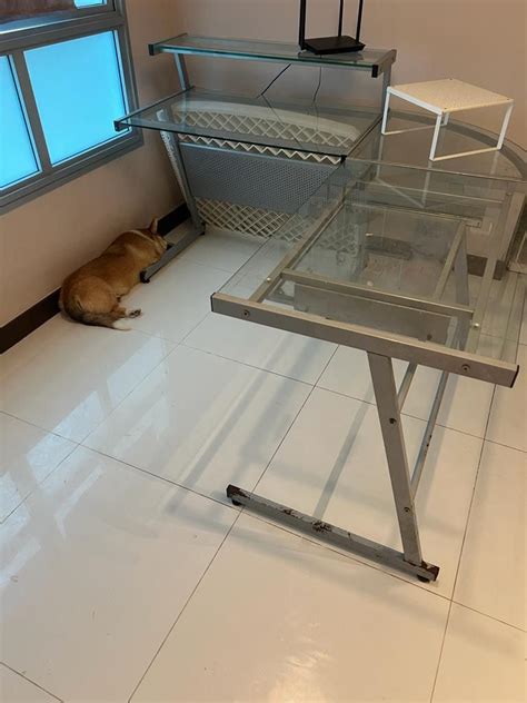 Afbeeldingsresultaten voor Glass Computer Table